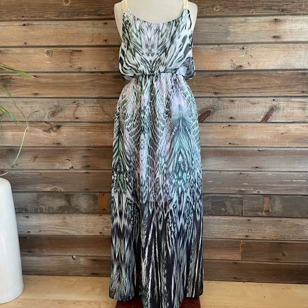 Live and Let Live Maxi Dress Size M EUC